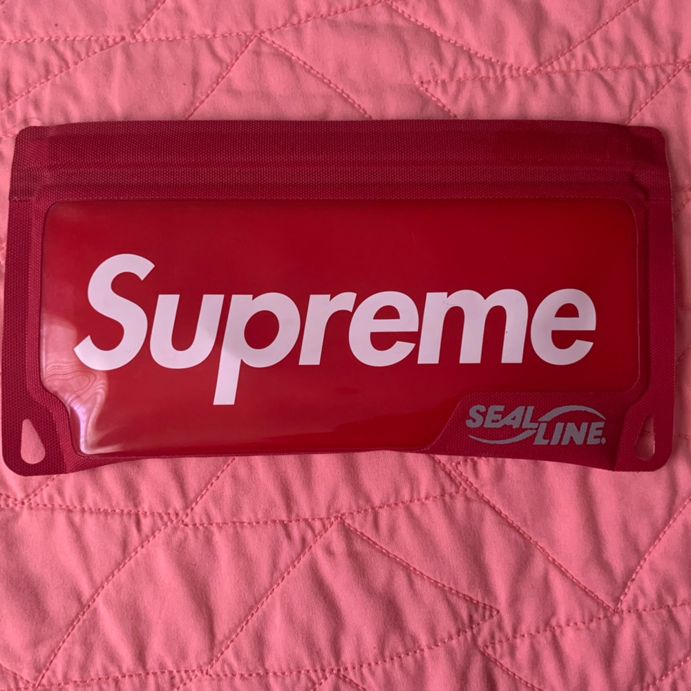 Supreme Seal Line